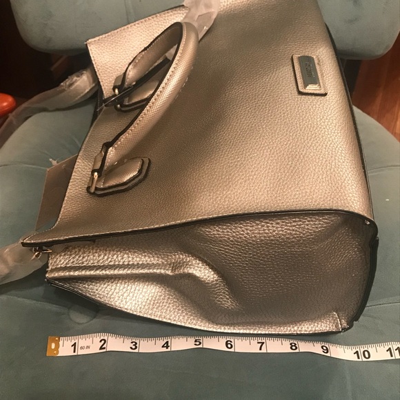 Pewter Kenneth Cole Reaction Purse - Picture 4 of 5